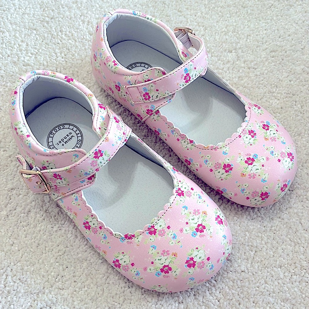 Whim + Wander Sweethoney size 1 Mary Jane Sandals Floral Boutique